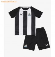 Kids Newcastle United 2021-22 Home Soccer Kits Shirt With Shorts