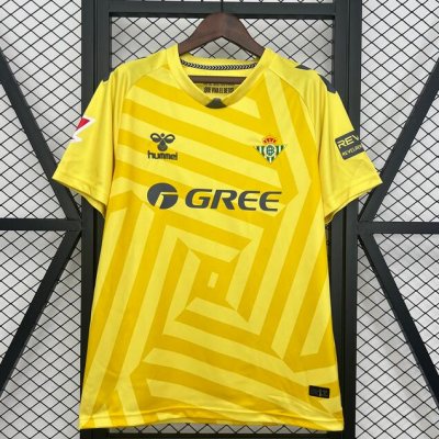 2025-26 Real Betis Goalkeeper Yellow Soccer Jersey Shirt