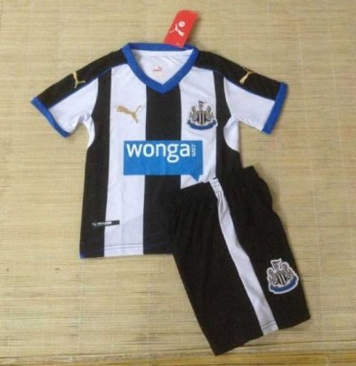 Kids Newcastle 2015-16 Home Soccer Shirt With Shorts