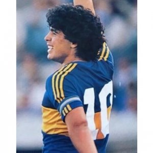 Maradona #10 1981 Boca Juniors Retro Home Soccer Jersey Shirt