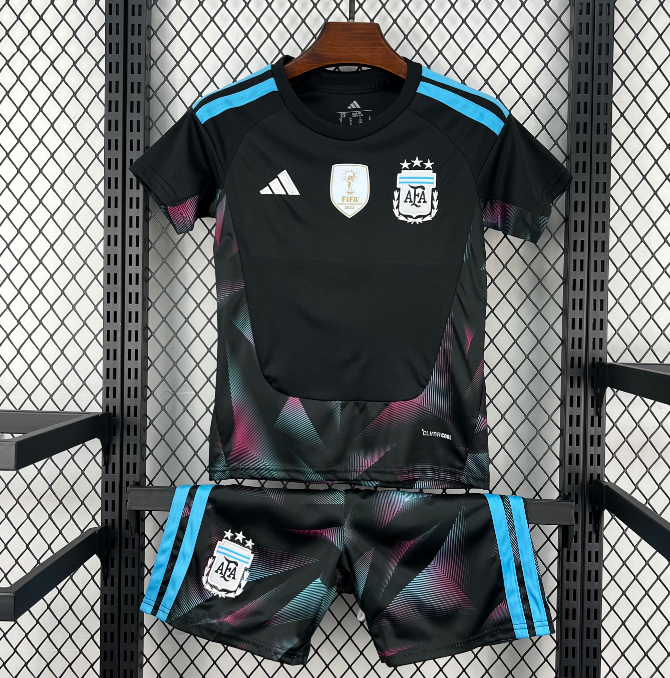 2026 FIFA World Cup Argentina Goalkeeper Kids Black Soccer Kits Shirt With Shorts