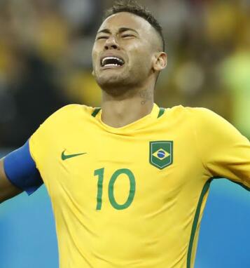 2016-17 Brazil Home Soccer Jersey with specical team logo